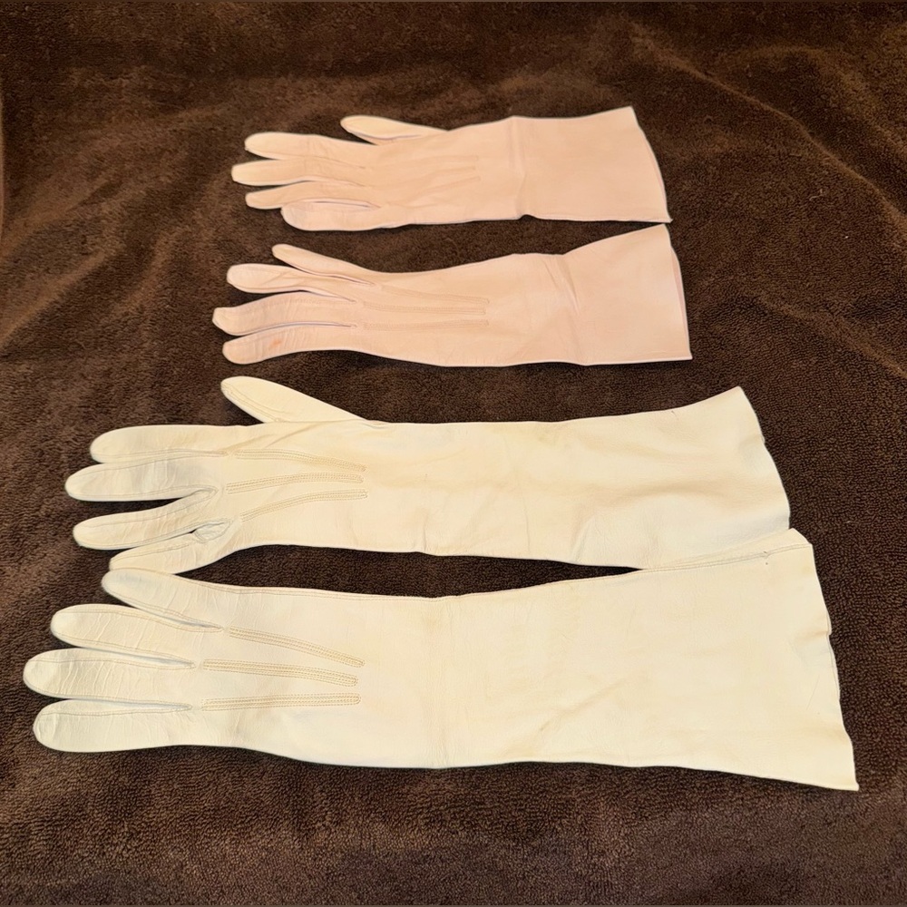 Bergdorf Goodman 2 Pairs of Vintage Custom Made Kidskin Formal Ladies’ Gloves XS